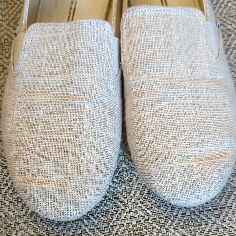 TOMS Light Tan With Glitter Threading Woven Slip-On Shoes  Women's Size 9.5